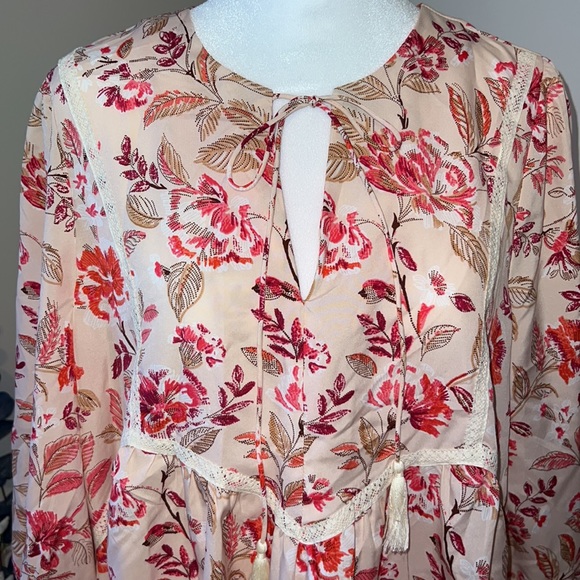 ✨NWT✨ Mellóday Floral Dress - Picture 3 of 4